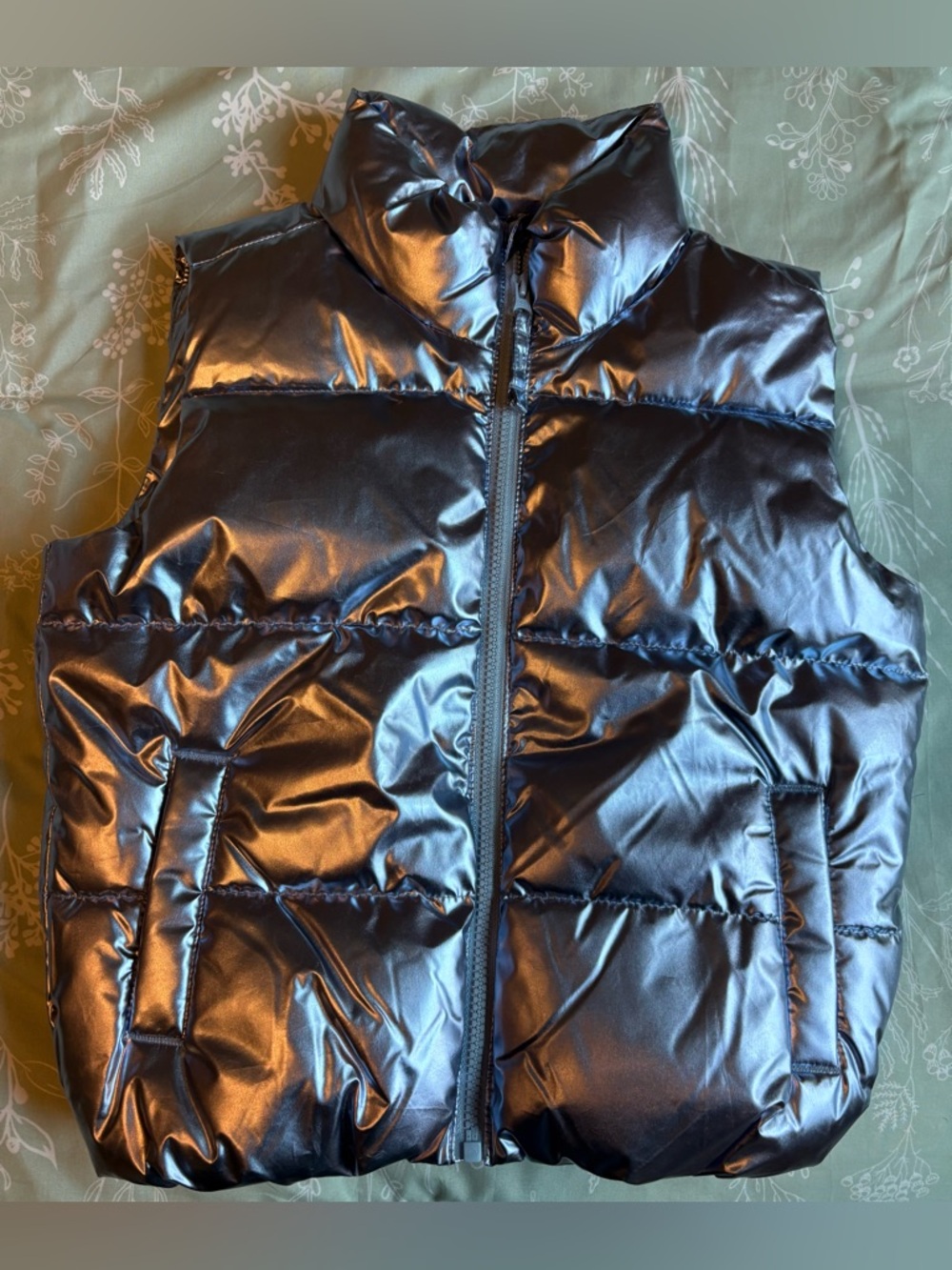 Girls Old Navy Metallic Silver Puffer Vest